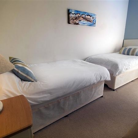 The Paris Hotel Coverack Bagian luar foto